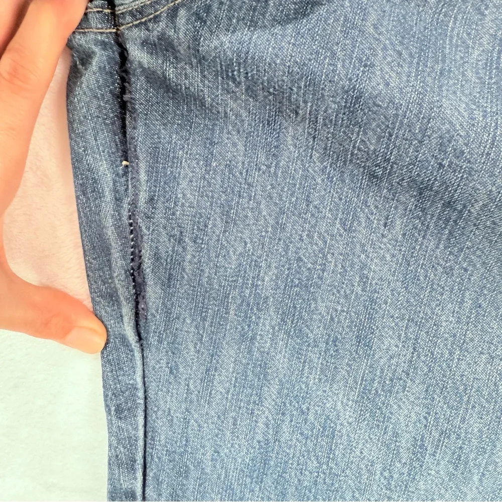 Vintage Rocawear Jeans in size 34x34 Men’s Y2K streetwear 90’s